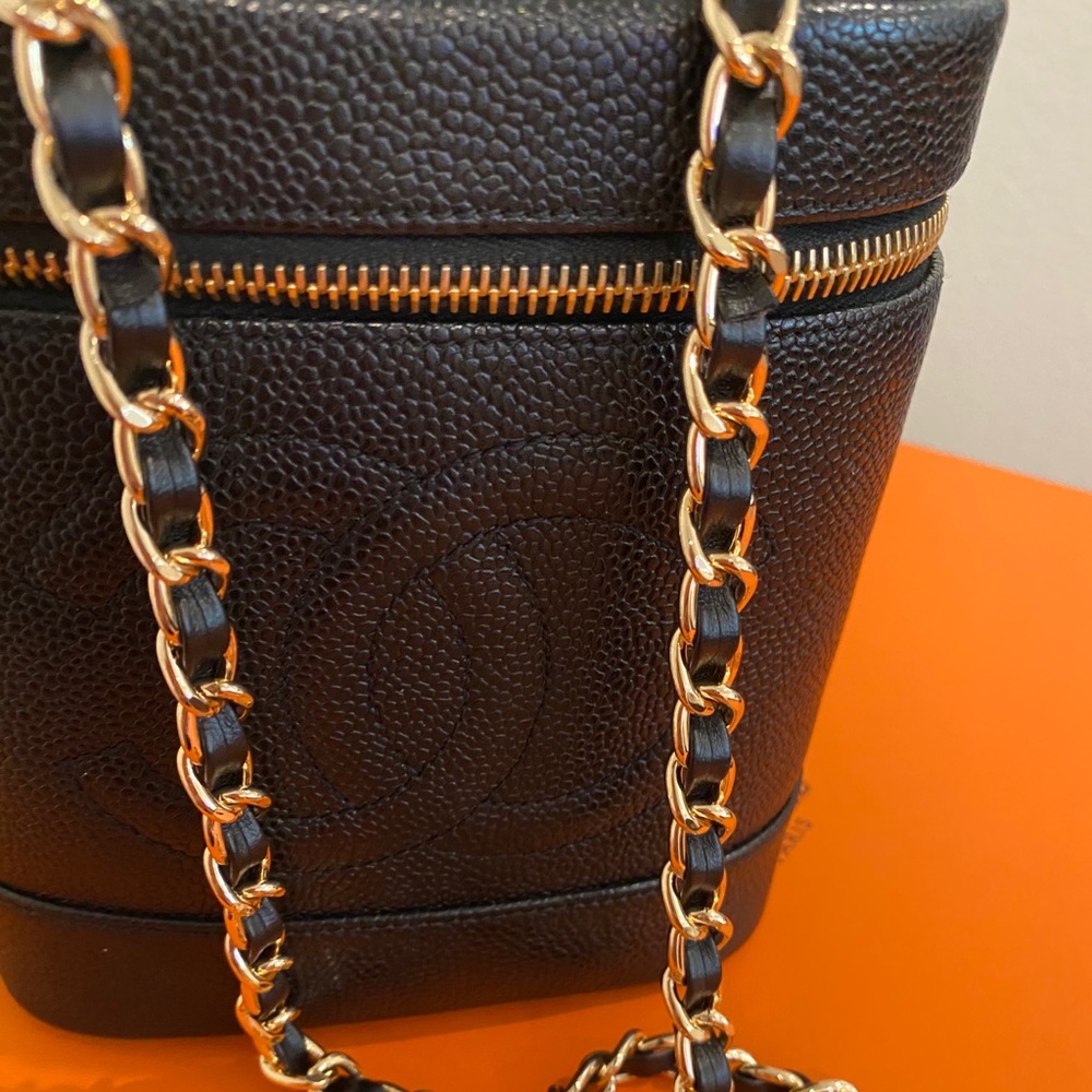💓Sold💓Chanel Vintage Black Caviar Vanity Case - Picture 12 of 16